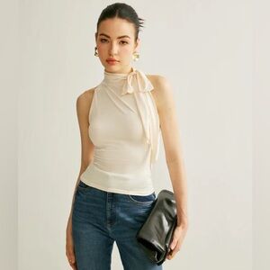 Elegant Cream Sleeveless Commense Top